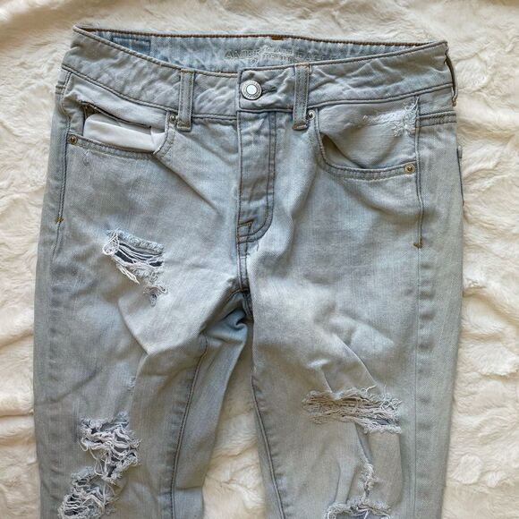 American Eagle Outfitter’s Boy Crop Denim Jeans - Women’s 0 - Picture 2 of 9